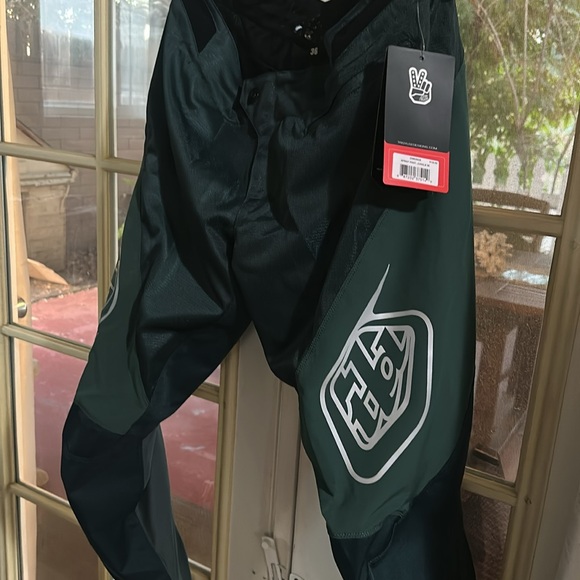 Troy Lee Design Mountain Bike Pants size 36 - Picture 8 of 12